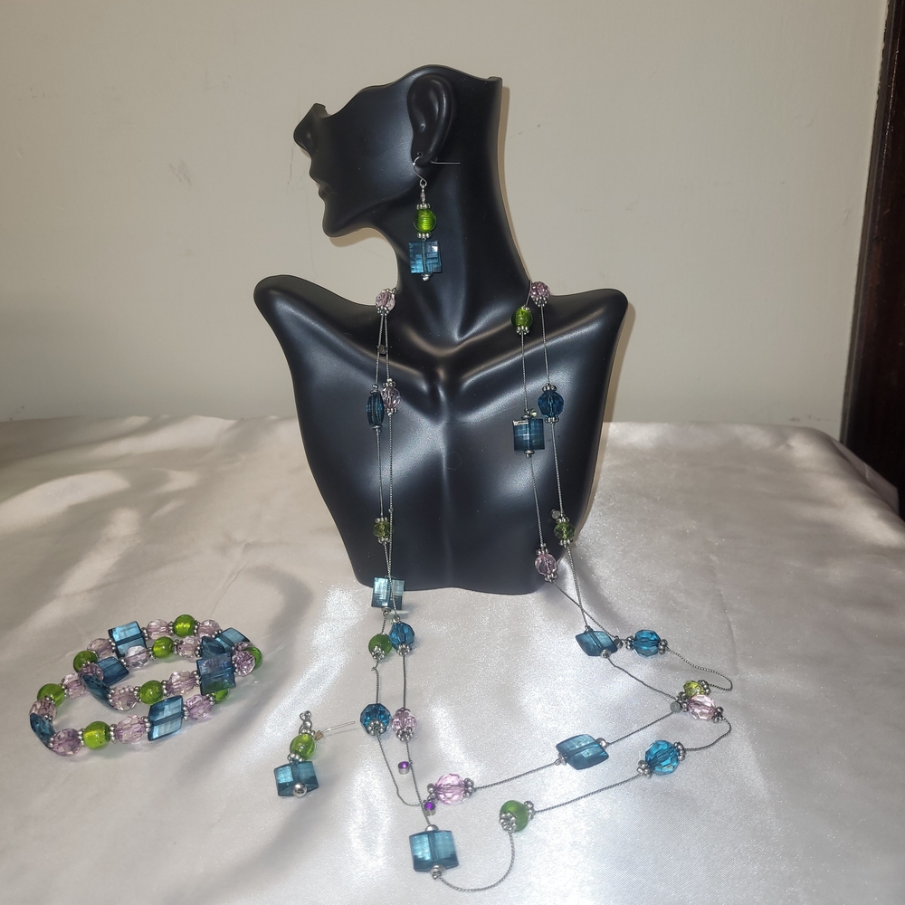 Elegant Multicolor Beaded Jewelry Set